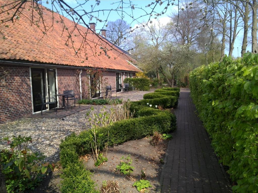 Bed & Breakfast Uiterburen Zuidbroek Экстерьер фото